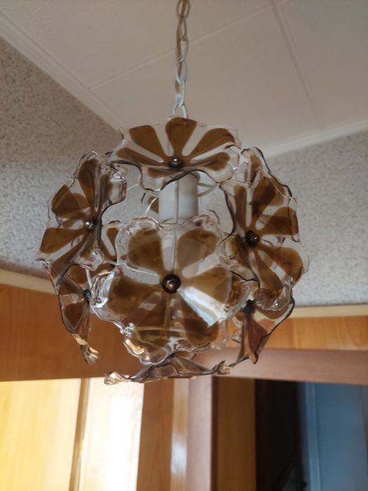 2 броя абажури висящи