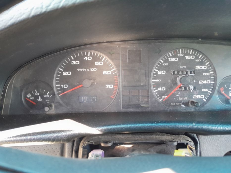 Продам Ауди 100 с4