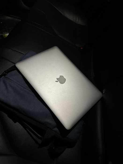 Macbook air 13. 2016.