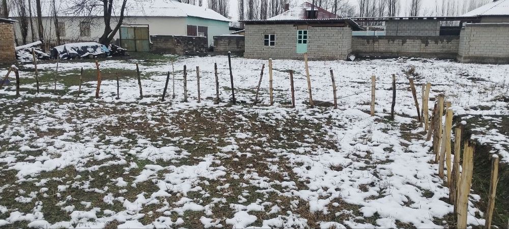 Участка сотилади,6 сотих