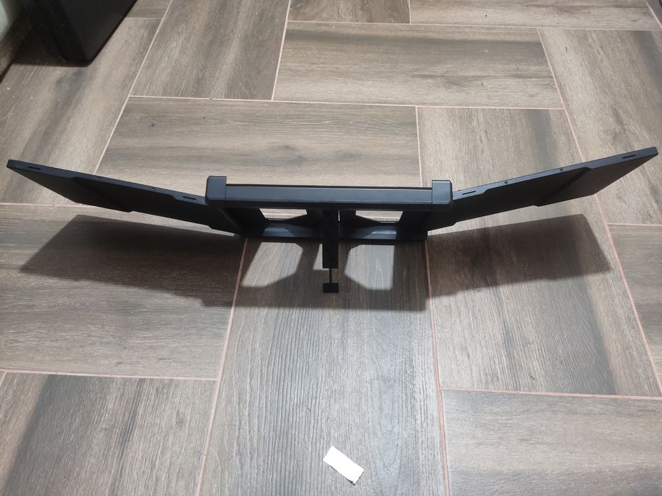 Monitor portabil