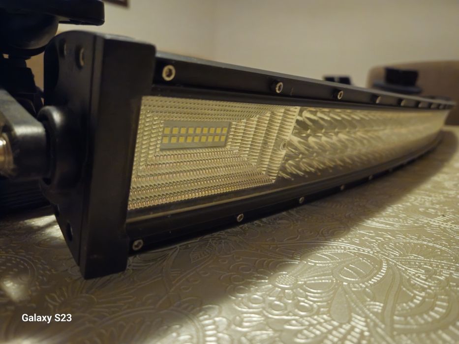 Led bar + bari transversale universale