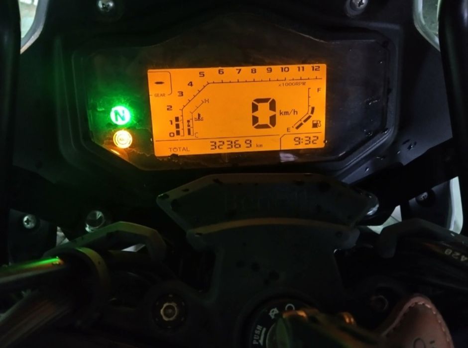 КАТО НОВ BENELLI trk 251