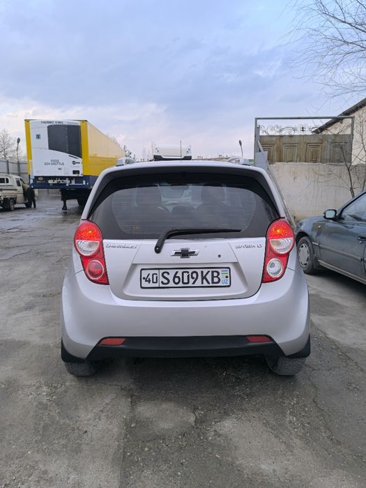 Спарк 2011 йил. 3 позиции