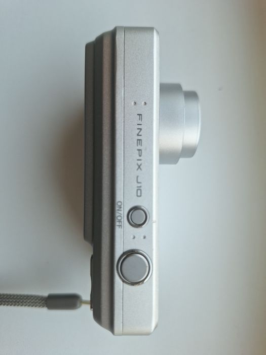 Fujifilm FinePix J10