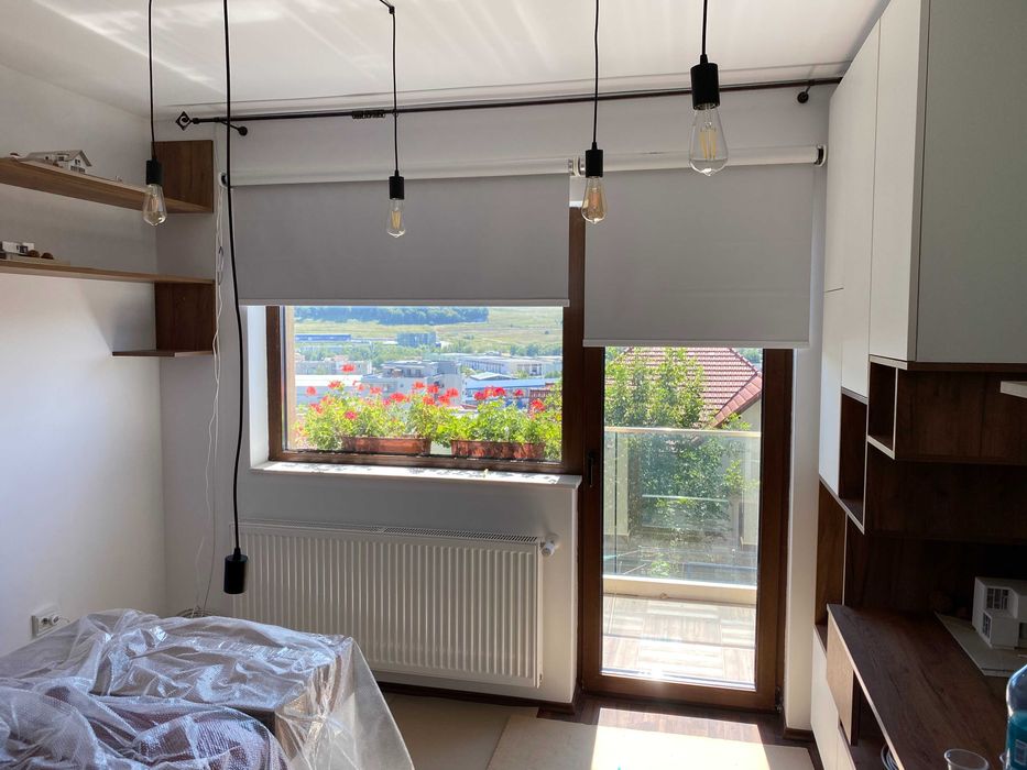 Rulouri textile, jaluzele, rolete de interior motorizate, electrice