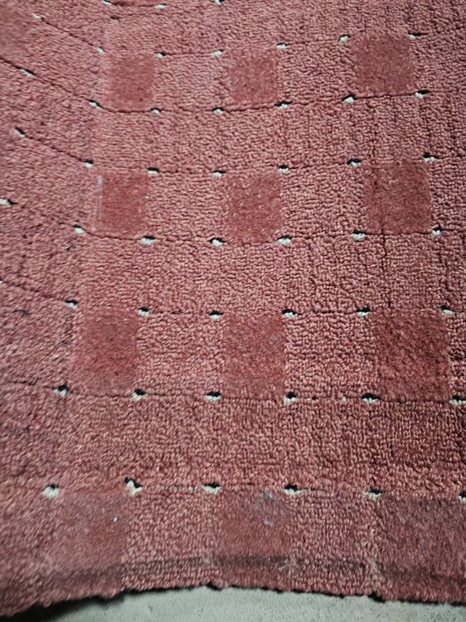 Срочно продам кавролан в идеальном состояни около  16-20 квадрат метр