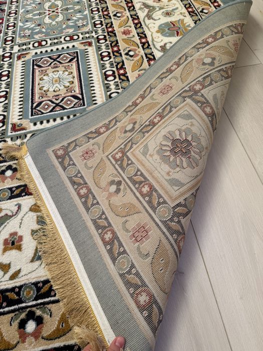 Ковер турецкий.