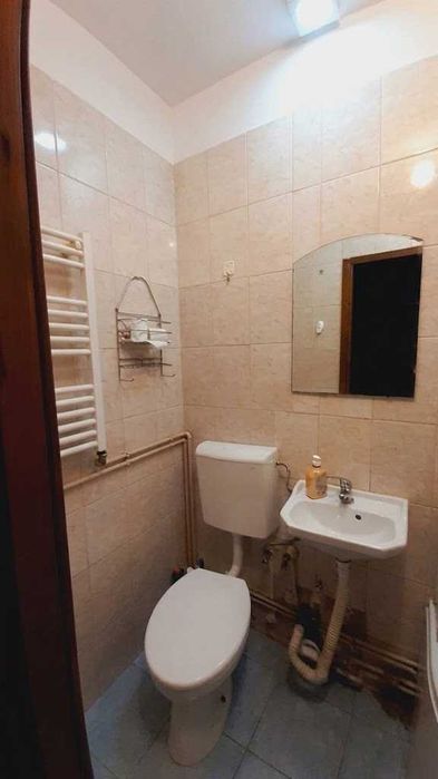 Închiriez locuință în centrul Braşovului, zona Filaromonicii