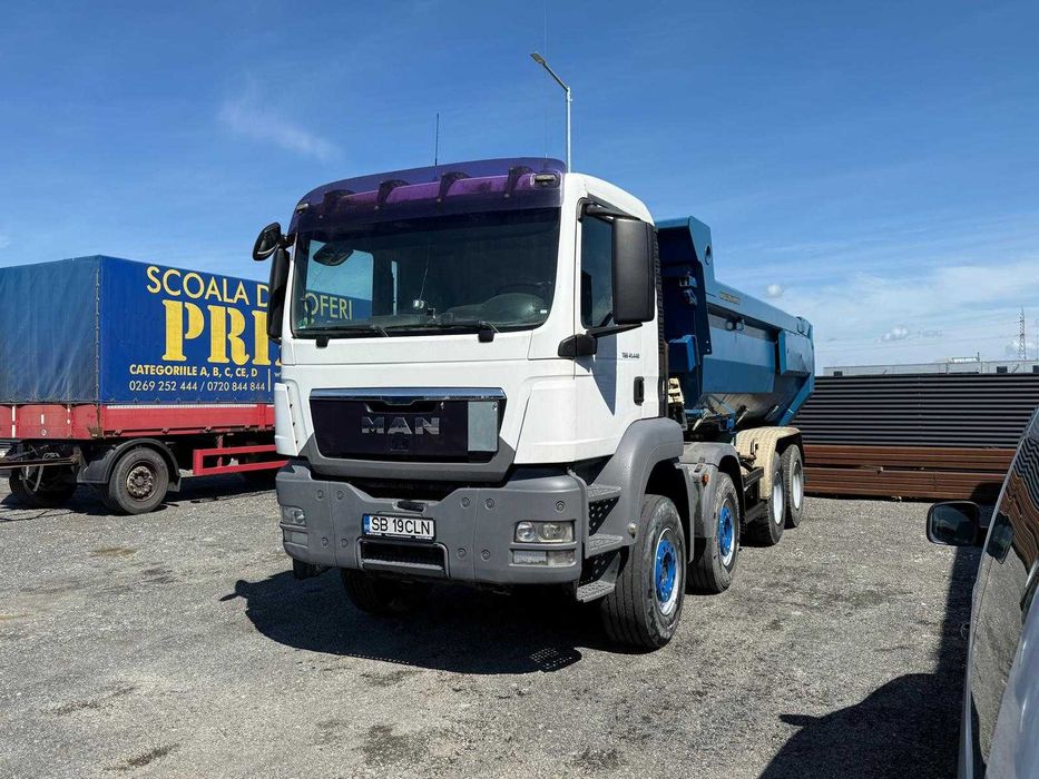 Autobasculanta  MAN 8X4