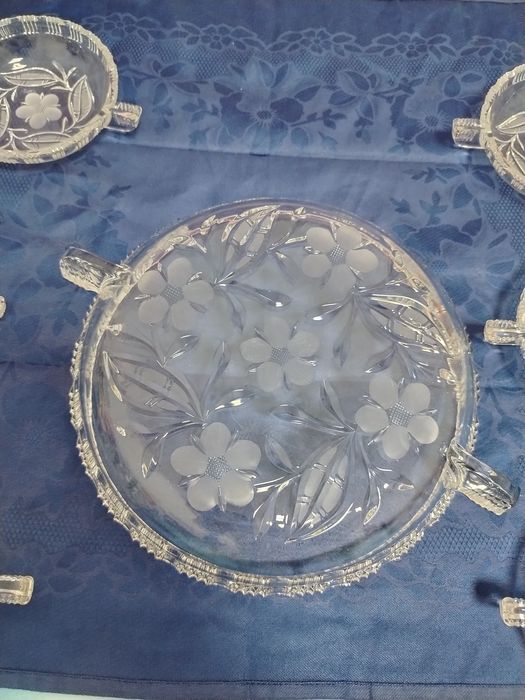 Нов кристален сервиз