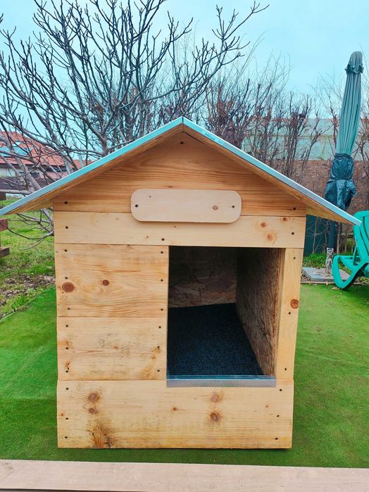 Cusca caine de CALITATE, NOUĂ, IZOLATĂ (pereti dubli)