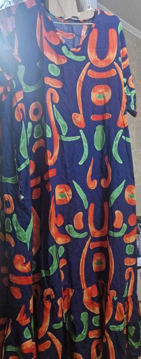 Продам женское  платья