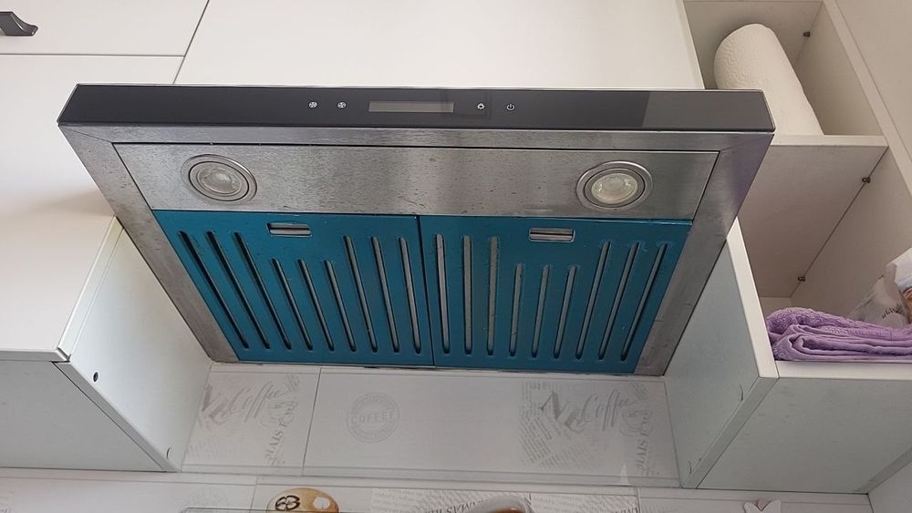 BEKO газовая плита и вытяжка для кухни