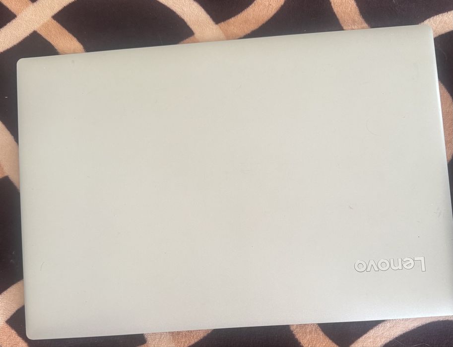 Laptop lenovo Foarte bun