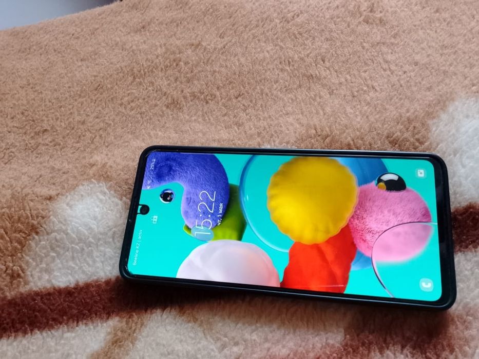 Продам Samsung a51. NFC.