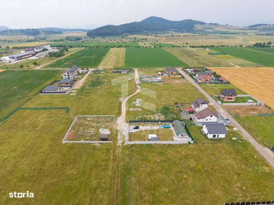 Sanpetru |Teren intravilan 733mp | 3 fronturi stradale
