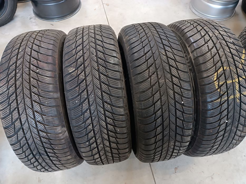 Anvelope iarna 225 60 18 Bridgestone RunFlat