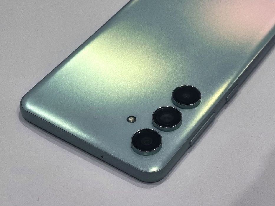 Samsung M55 A55 Akasi Hotirasi 8/256