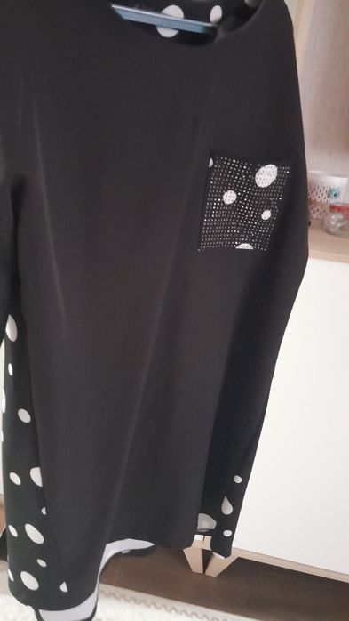 Продам платья 3000