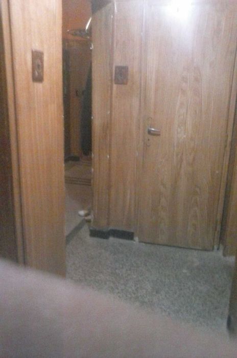 Продава се Четиристаен апартамент в Стара Загора, Център - 92 кв.м за 915 €/кв.м - Снимка #2