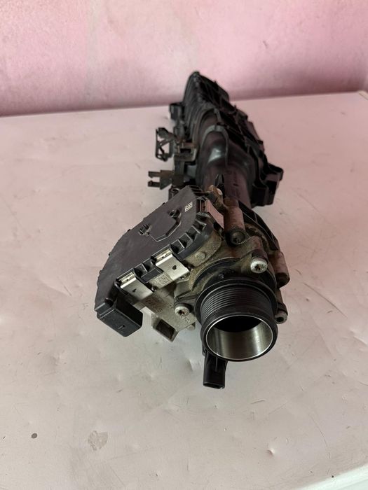 Galerie admisie/clapeta acceleratie Porsche Panamera 06M133267Q/06M133