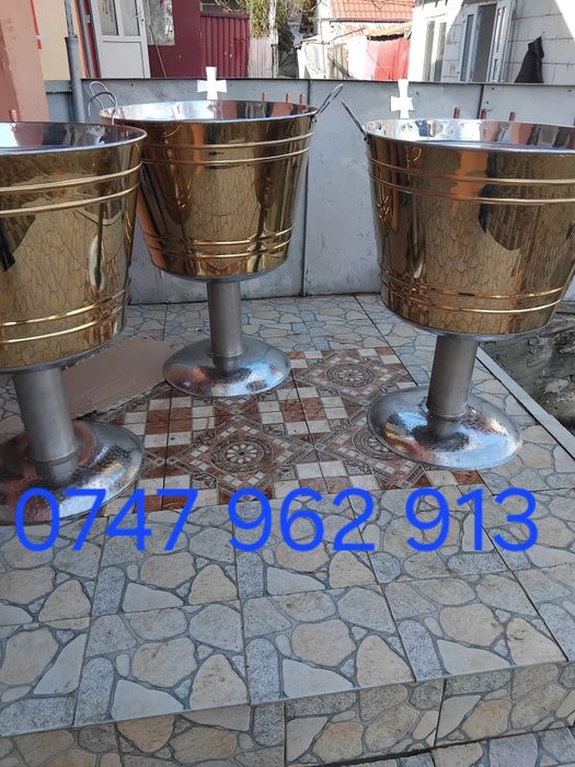 Cristelnițe din inox aurii sau albe lucioase pentru botez. Avem toate