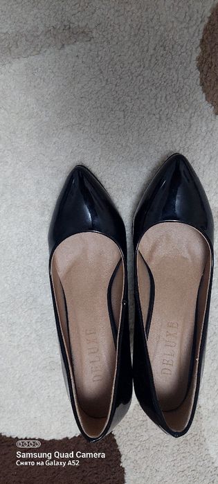 Продам туфли и босоножки.