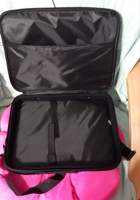 Чанта за лаптоп 15.6 инча