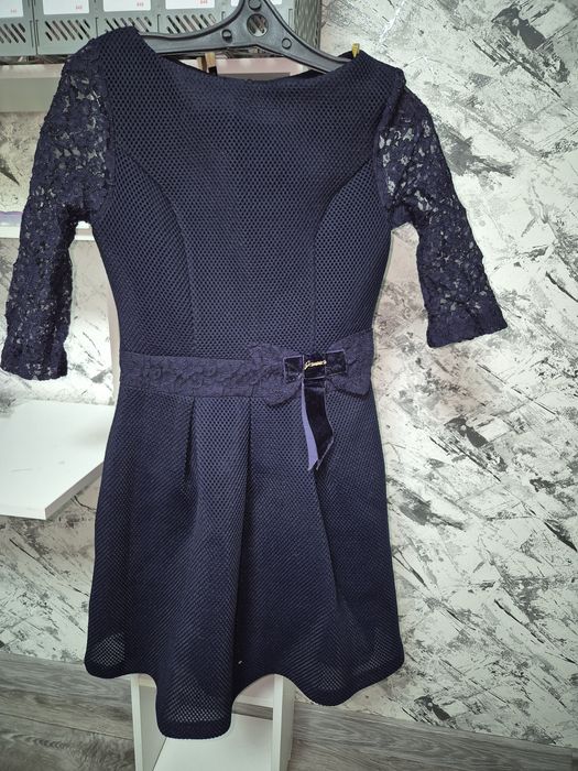 Продаю все платья по 3000