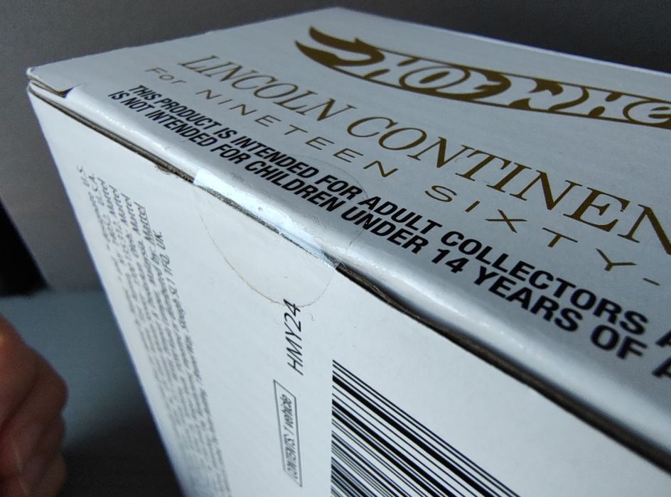 Hot Wheels RLC - 61 Lincoln Continental - cu 4 usi