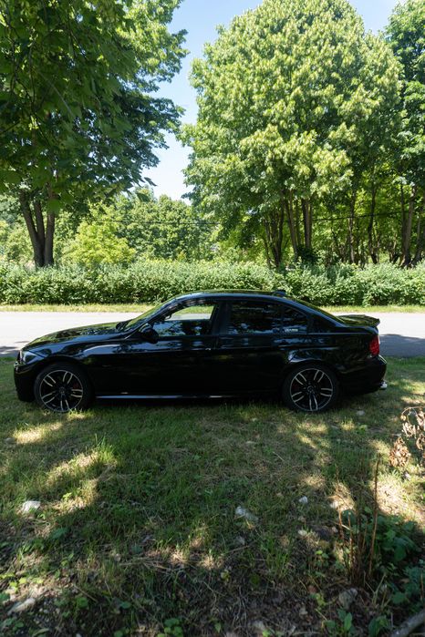 Vand BMW seria 3 E90 320d *trapa* 2011