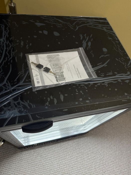 Vitrina minibar cu led