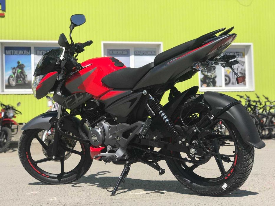 Мотоцикл BAJAJ Pulsar NS 125