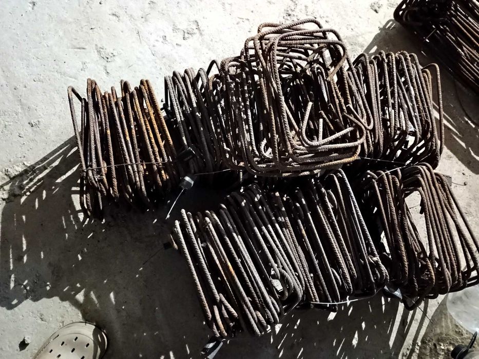 Etrieri pentru fundatie