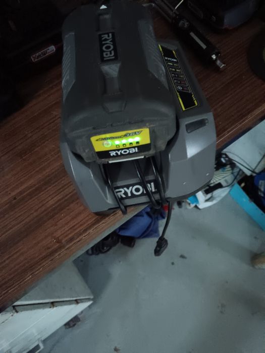 Greenworks,sthil, ryobi pe acumulator