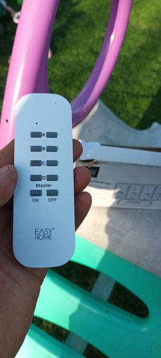 Priză shuco 220 automată cu telecomandă