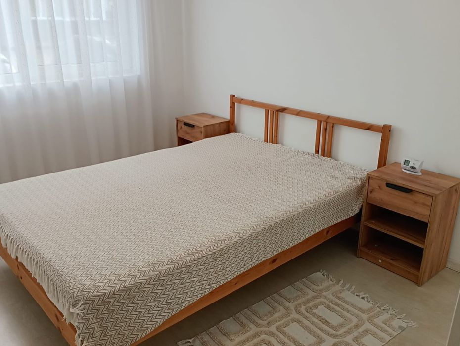 Apartament 3 cam de închiriat
