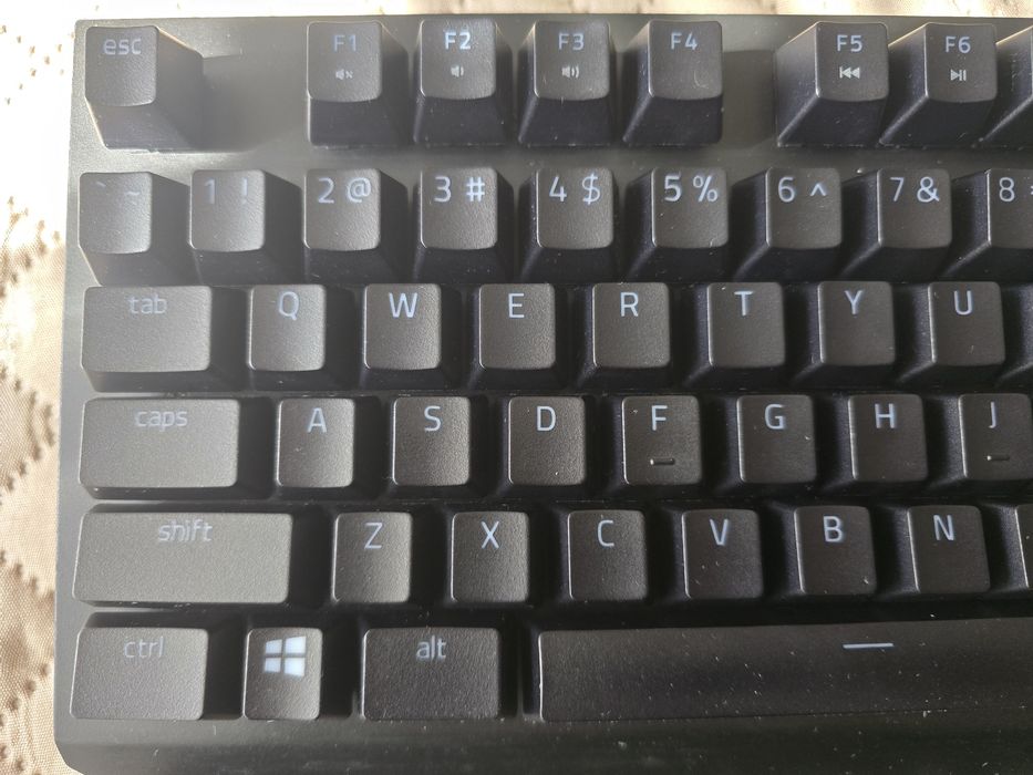 Razer BlackWidow Elite (Yellow Switches) -  механична клавиатура