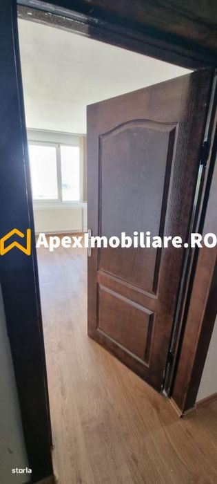 Hala Industriala Vest Ploiesti 550 mp + Birouri | Parcare 20 auto | Ac