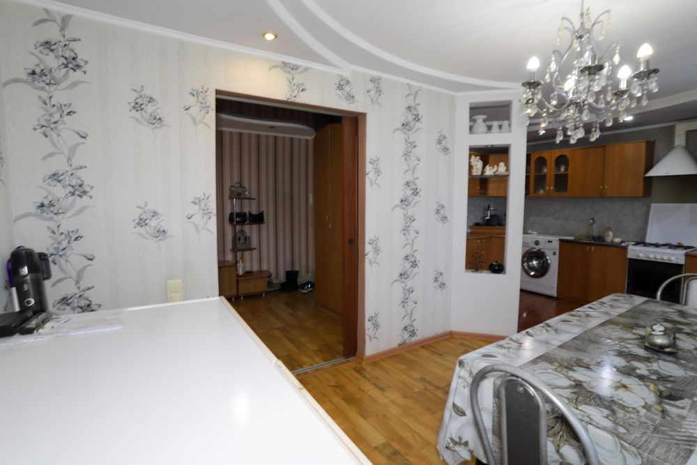 3- комнатная 80 кв.м.