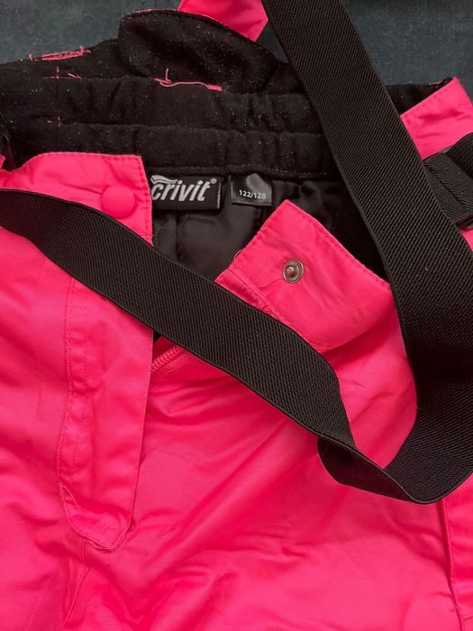 Два детски панталона за ски + панталон за дъжд, всичките размер 128см