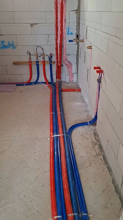 TERMOFLO PROFESIONAL SRL. Execută instalații termicei ,sanitare și climatizarea.