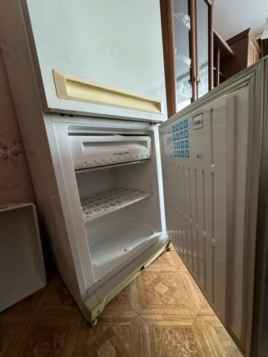 Продам холодильник не рабочий