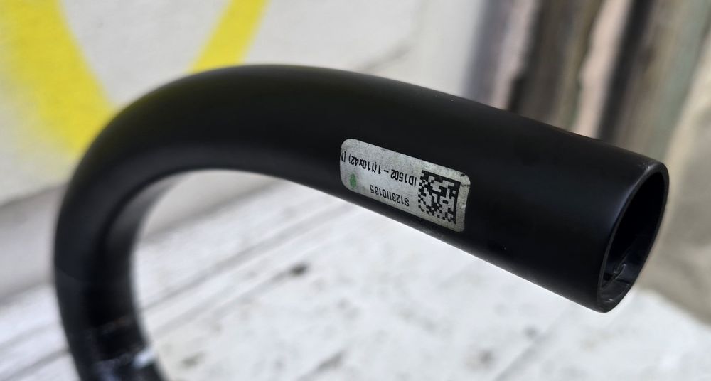 Карбоново кормило Cannondale SystemBar R-One MOMO Design