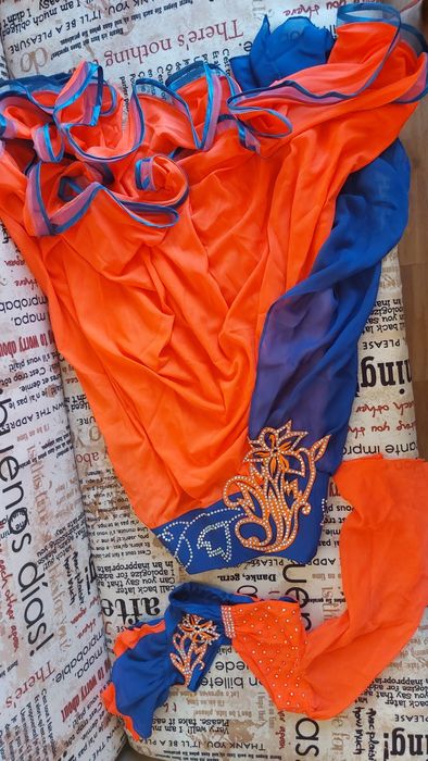 Костюм для танцев 8.000 тг