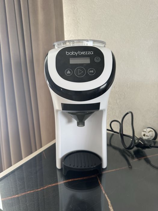 Машина для приготовления детской смеси Baby Brezza
