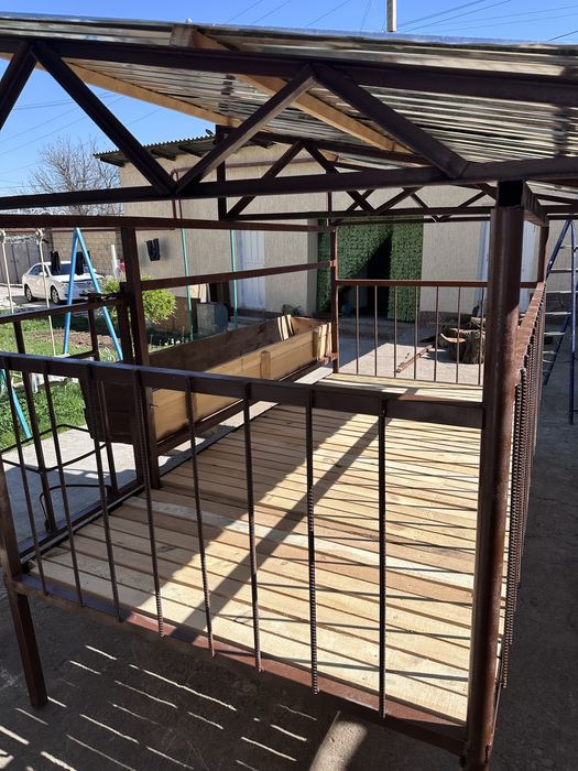 Кой қора тапчан