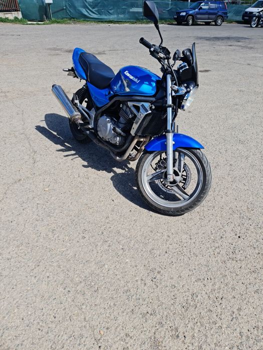 Kawasaki ER500  .