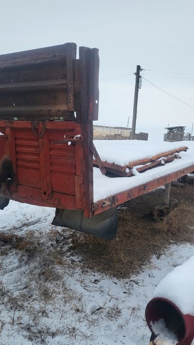 Продам камаз тягач с прицепом